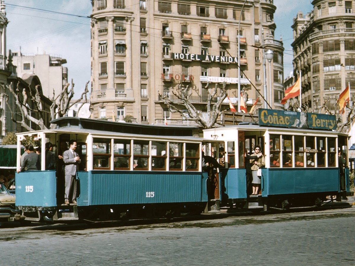 Tranvía a la&nbsp;Malvarrosa